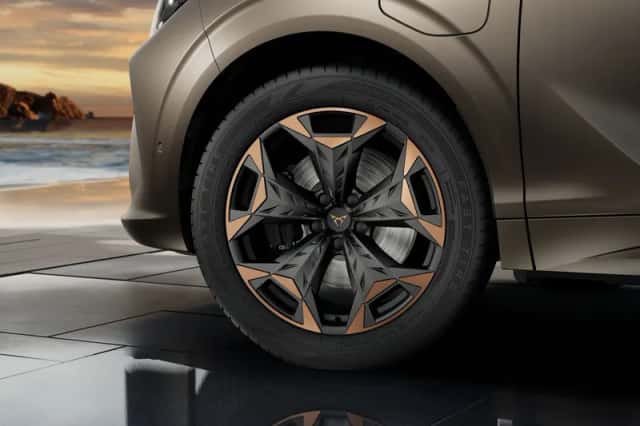 CUPRA Terramar (2025) thumbnail 5