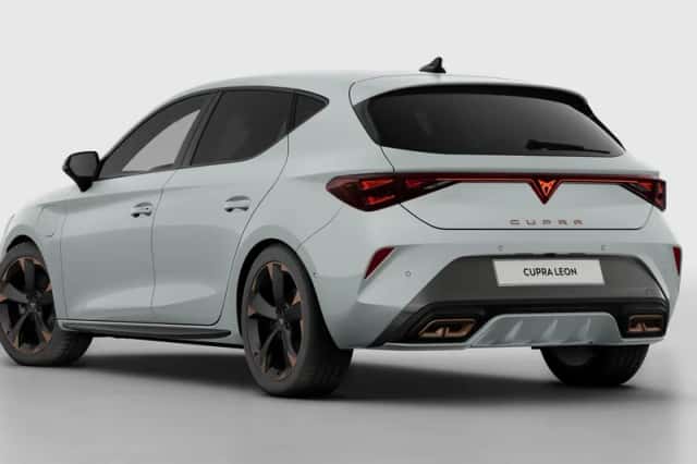 CUPRA Leon (2025) thumbnail 4
