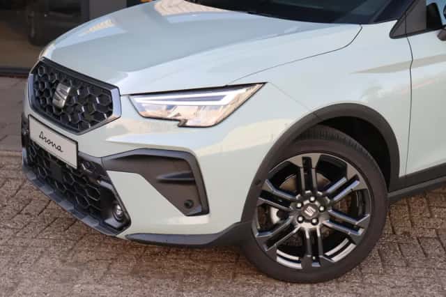 SEAT Arona (2026) thumbnail 3