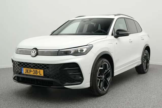 Volkswagen Tiguan (2025) thumbnail 1