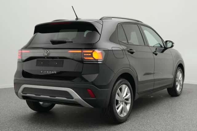Volkswagen T-Cross (2026) thumbnail 2