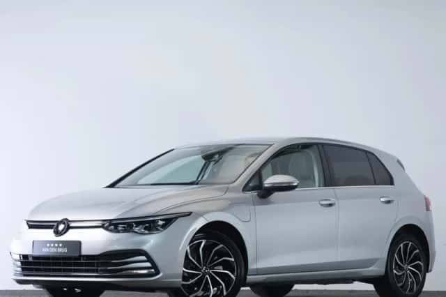 Volkswagen Golf (2022)