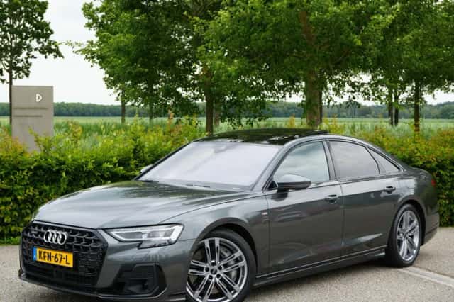 Audi A8 (2025) thumbnail 1