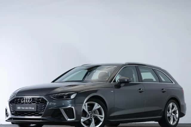 Audi A4 (2022)