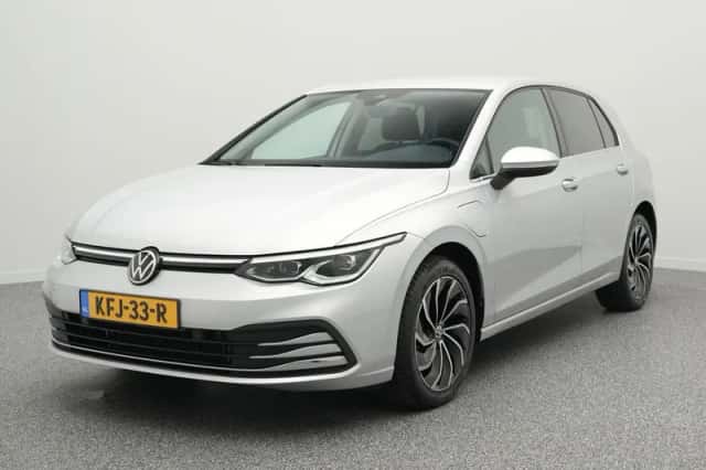 Volkswagen Golf (2021)