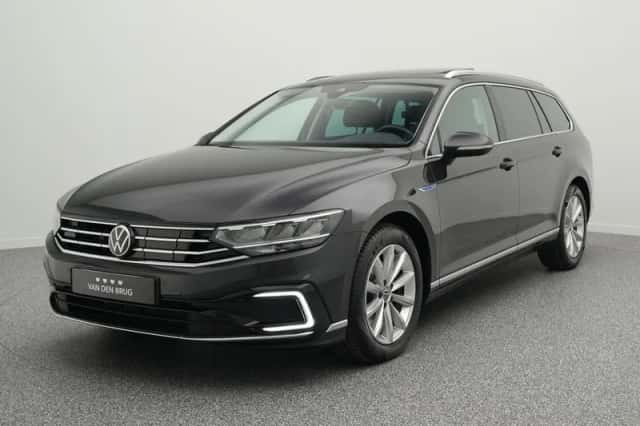 Volkswagen Passat (2023)