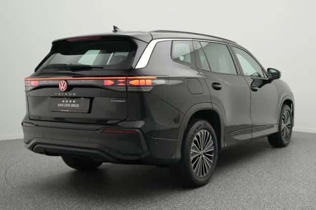 Volkswagen Tayron (2025) thumbnail 2