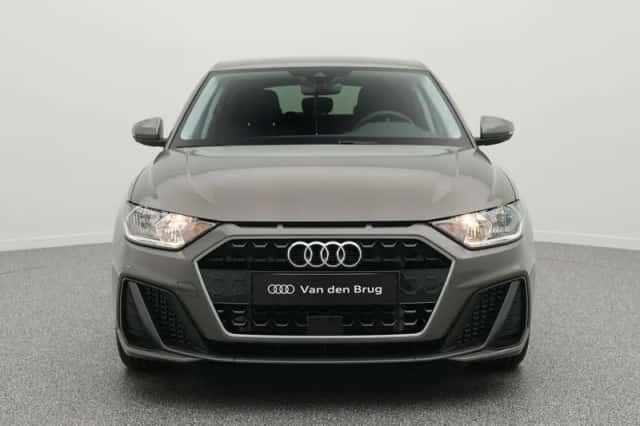 Audi A1 (2025) thumbnail 5