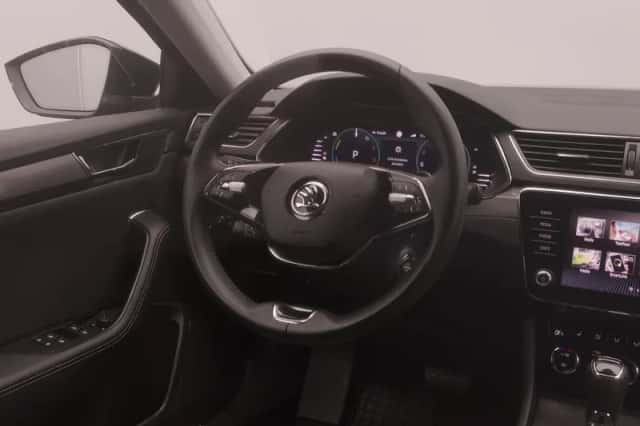Škoda Superb (2023) thumbnail 8