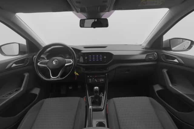 Volkswagen T-Cross (2019) thumbnail 3