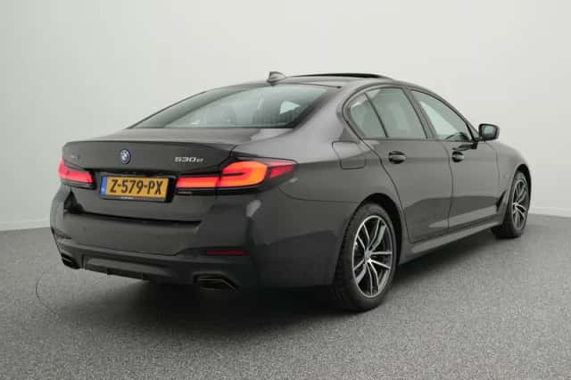 BMW 5-Serie (2023) thumbnail 2