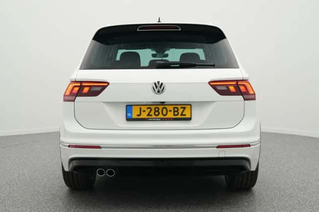 Volkswagen Tiguan (2019) thumbnail 6