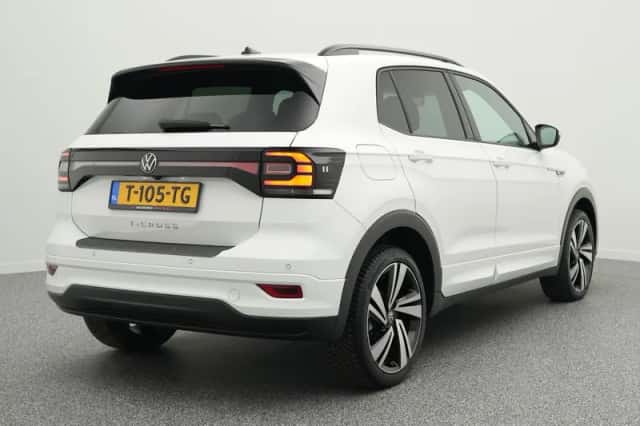 Volkswagen T-Cross (2023) thumbnail 2