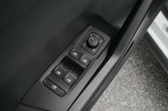Volkswagen T-Cross (2023) thumbnail 28