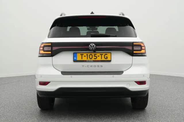 Volkswagen T-Cross (2023) thumbnail 6