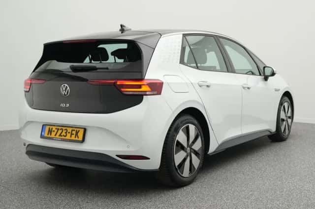 Volkswagen ID.3 (2021) thumbnail 2