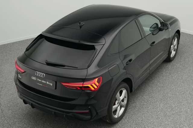 Audi Q3 (2021) thumbnail 19