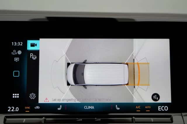 Volkswagen California (2025) thumbnail 24