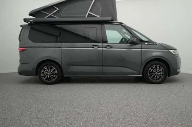 Volkswagen California (2025) thumbnail 25