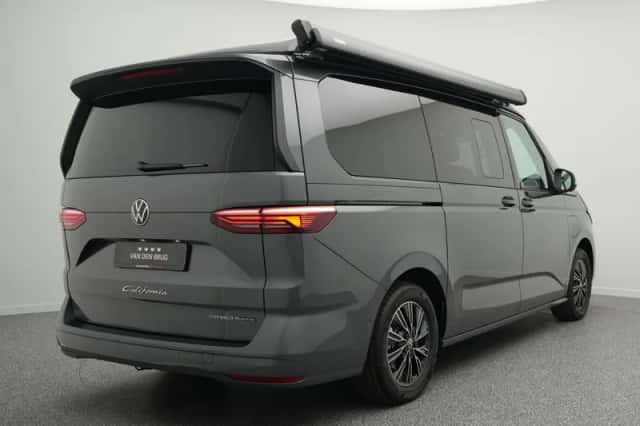 Volkswagen California (2025) thumbnail 4