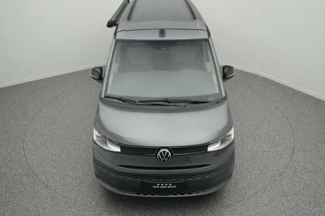 Volkswagen California (2025) thumbnail 36