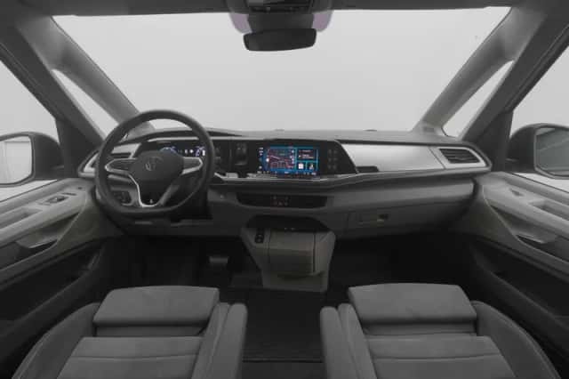 Volkswagen California (2025) thumbnail 5