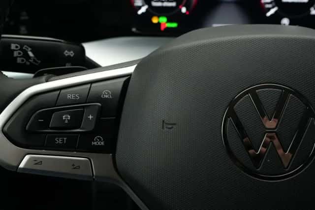 Volkswagen Golf (2025) thumbnail 28