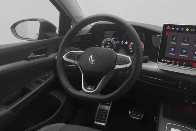 Volkswagen Golf (2025) thumbnail 7