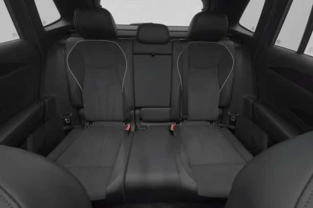 Volkswagen Tiguan (2025) thumbnail 12