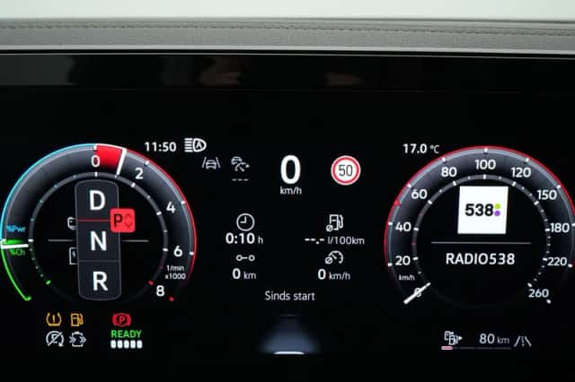 Volkswagen Tiguan (2025) thumbnail 15