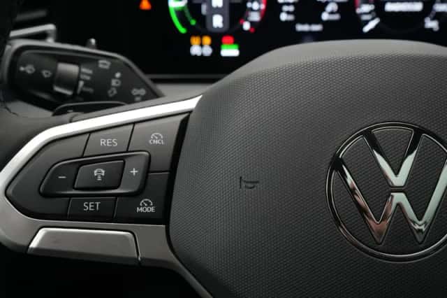 Volkswagen Tiguan (2025) thumbnail 30