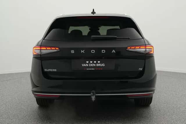 Škoda Superb (2025) thumbnail 3