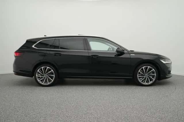 Škoda Superb (2025) thumbnail 10