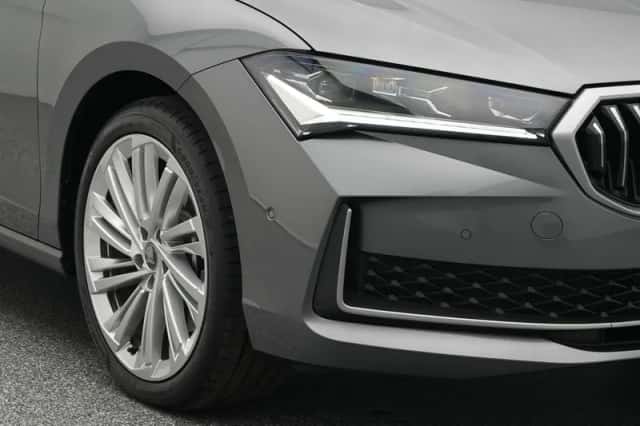 Škoda Superb (2025) thumbnail 13