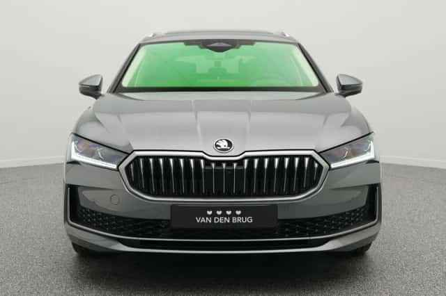 Škoda Superb (2025) thumbnail 3