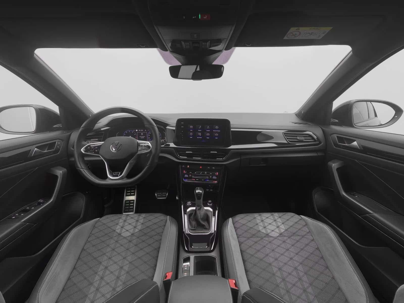 Volkswagen T-Roc (2023) — foto 1