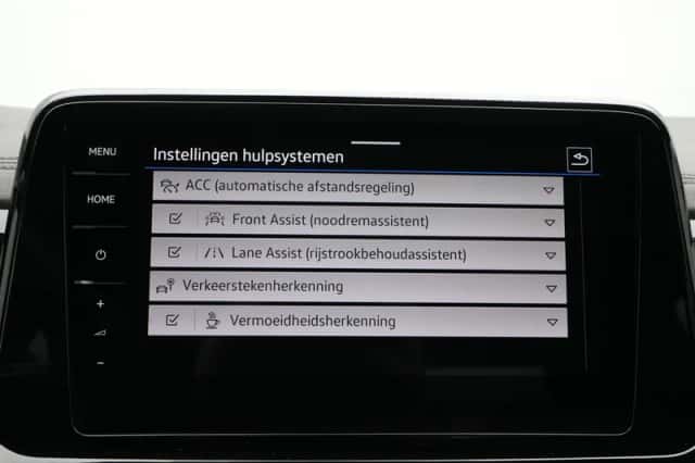 Volkswagen T-Roc (2023) thumbnail 32
