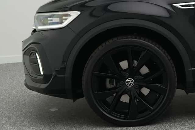 Volkswagen T-Roc (2023) thumbnail 5
