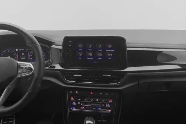 Volkswagen T-Roc (2023) thumbnail 7