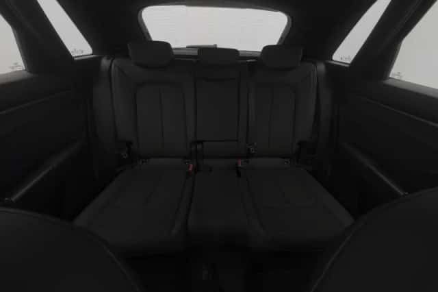 Audi Q3 (2022) thumbnail 13