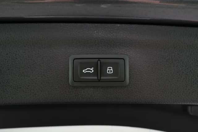 Audi Q3 (2022) thumbnail 25