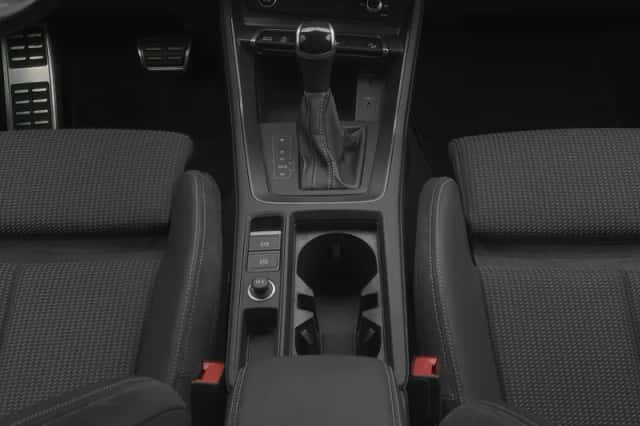 Audi Q3 (2022) thumbnail 10