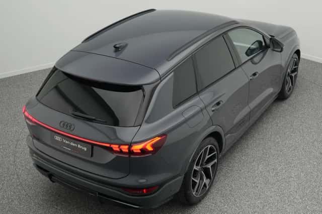Audi Q6 e-tron (2025) thumbnail 18