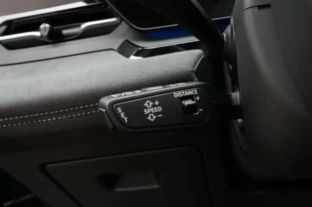 Audi Q6 e-tron (2025) thumbnail 31