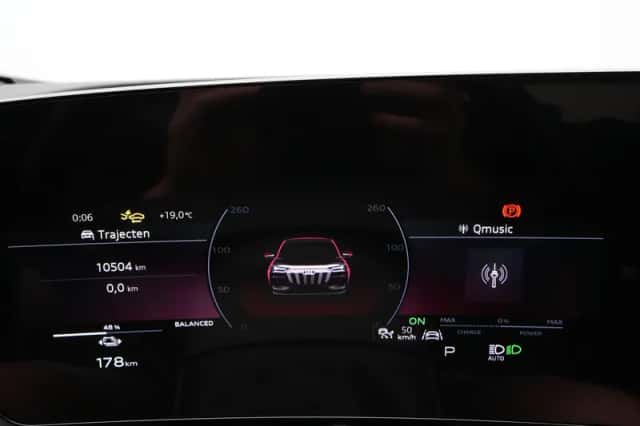 Audi SQ6 e-tron (2025) thumbnail 17