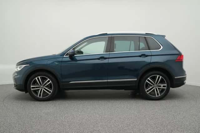 Volkswagen Tiguan (2021) thumbnail 15