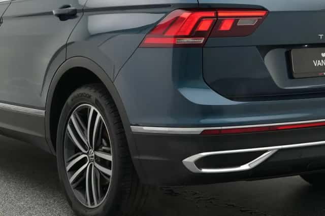 Volkswagen Tiguan (2021) thumbnail 23