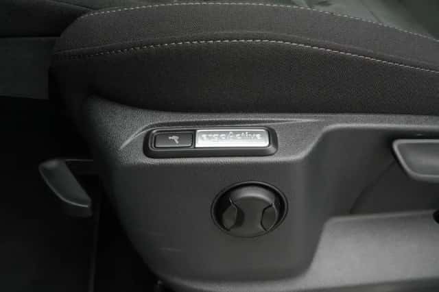 Volkswagen Tiguan (2021) thumbnail 29