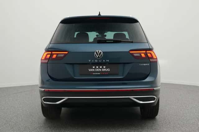 Volkswagen Tiguan (2021) thumbnail 6