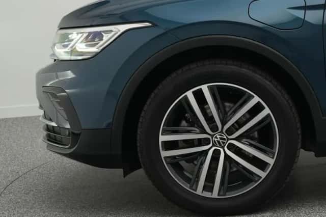 Volkswagen Tiguan (2021) thumbnail 7